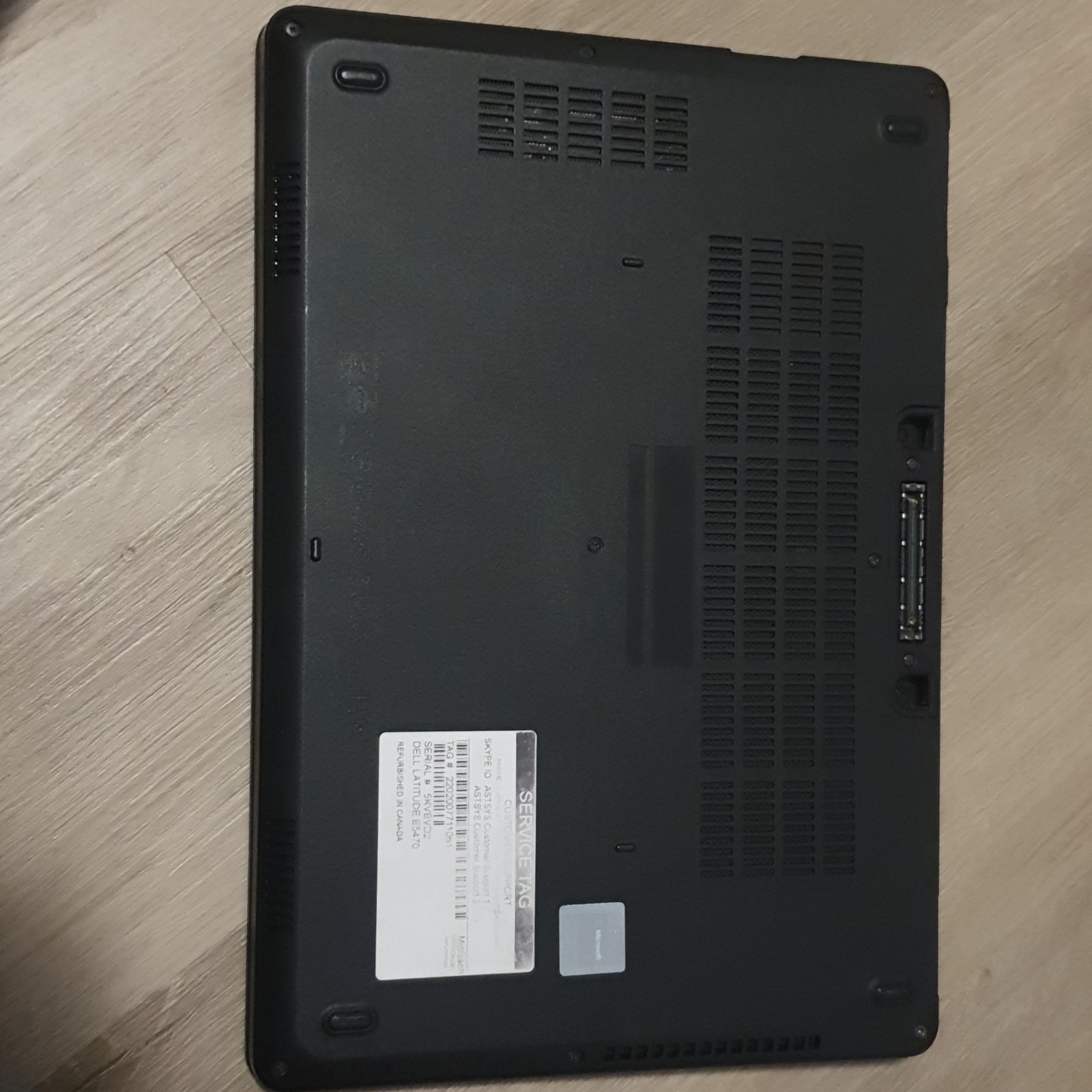 Dell Latitude E5470 15.6″ Laptop i5 2.40GHz 8GB RAM NO SSD Black +Charger