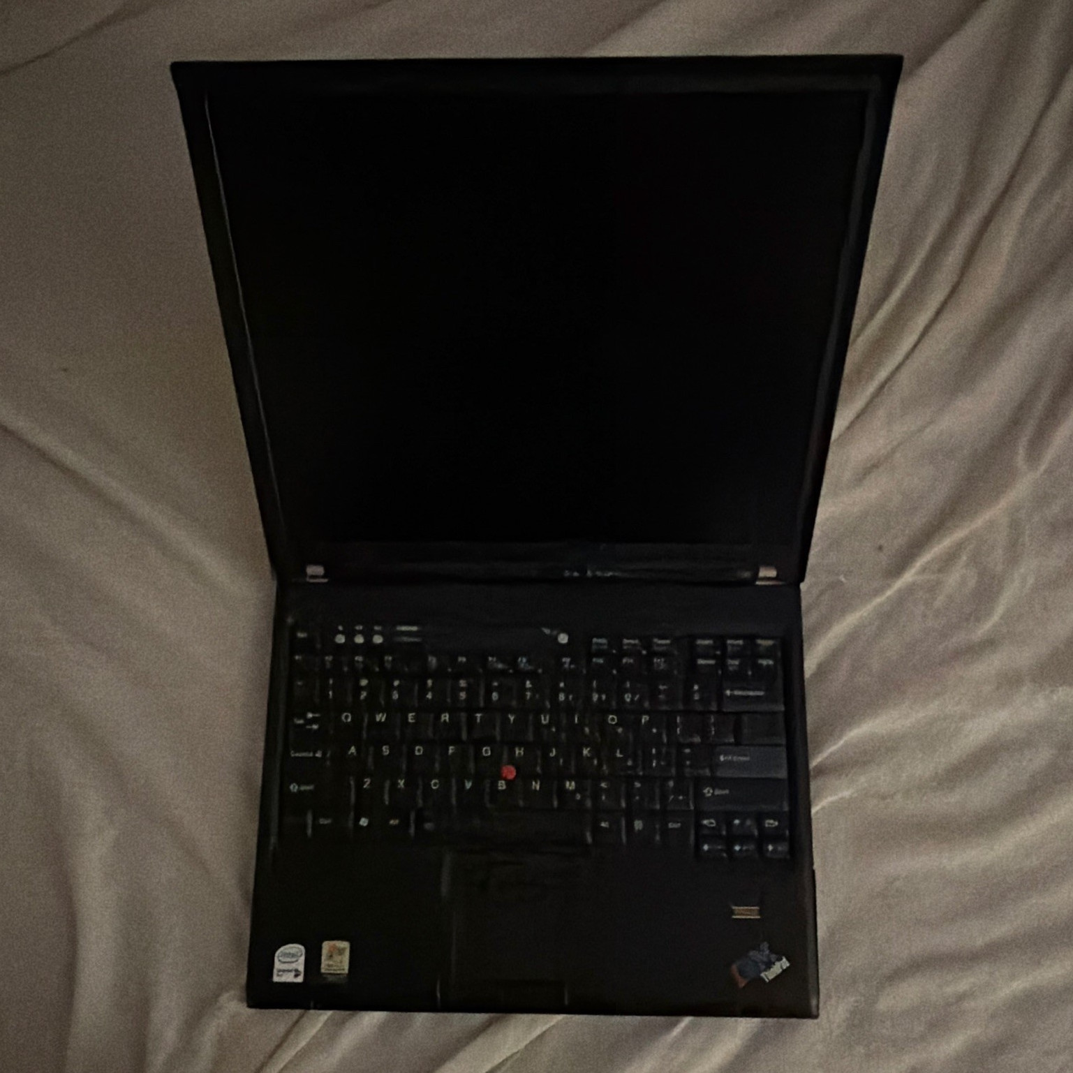 Lenovo ThinkPad T60 14.1″ Black Core Duo Win XP 2GB RAM HDD