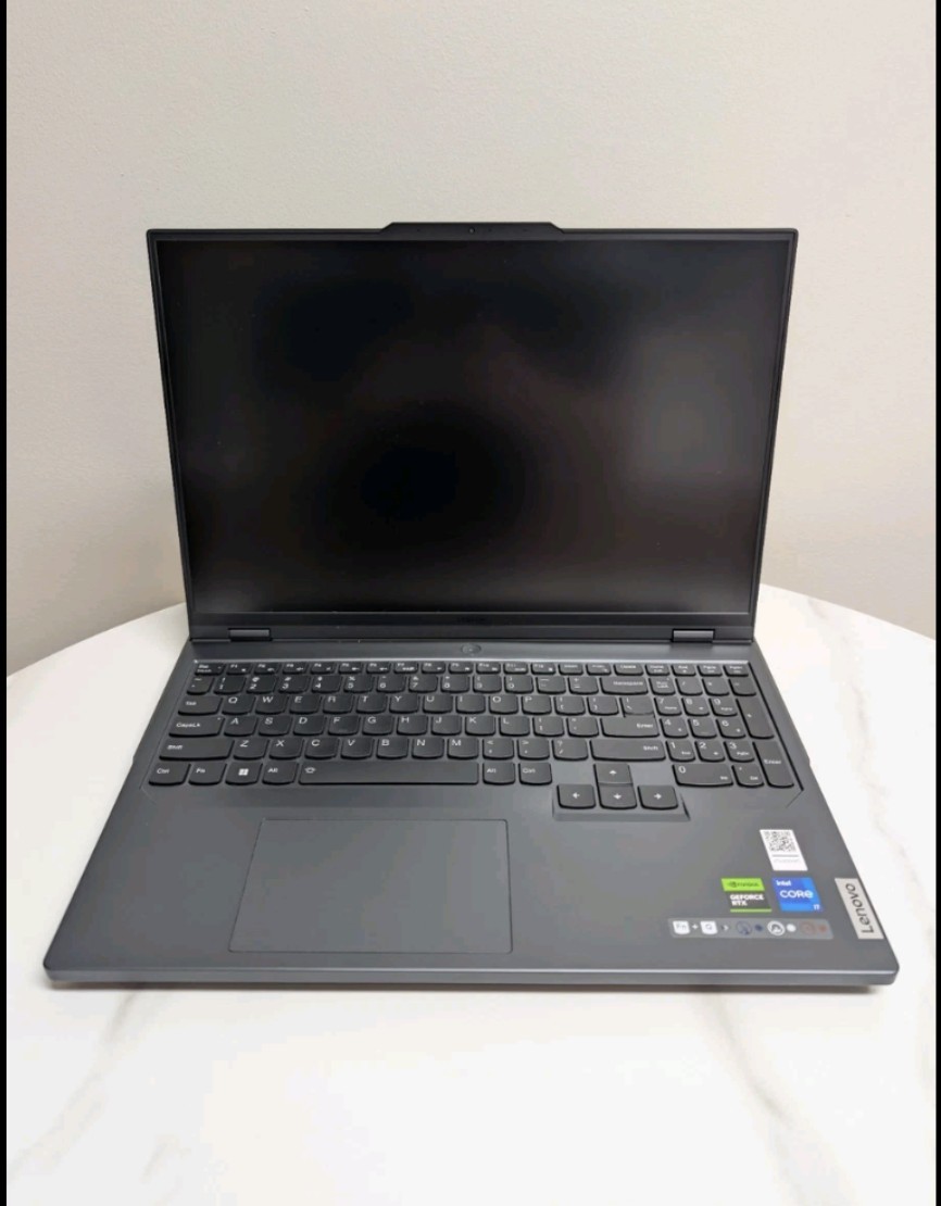 Lenovo Legion 5 16IRX9 i7-14700HX 32GB 1TB SSD RTX4070 16″ 165Hz WQXGA Luna Gray