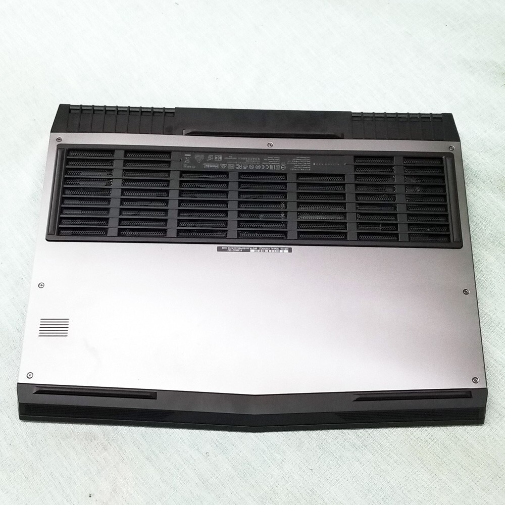 Alienware 17 R5 Core i7-8750H 2.20GHz 32GB-RAM 512GB-SSD + 1TB-HDD GTX 1070