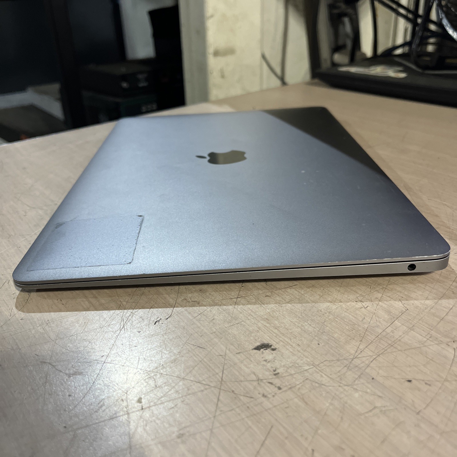 APPLE MACBOOK AIR 13″ SCISSOR, 2020 CORE I3-1000NG4 1.1GHZ 8GB RAM 256SSD