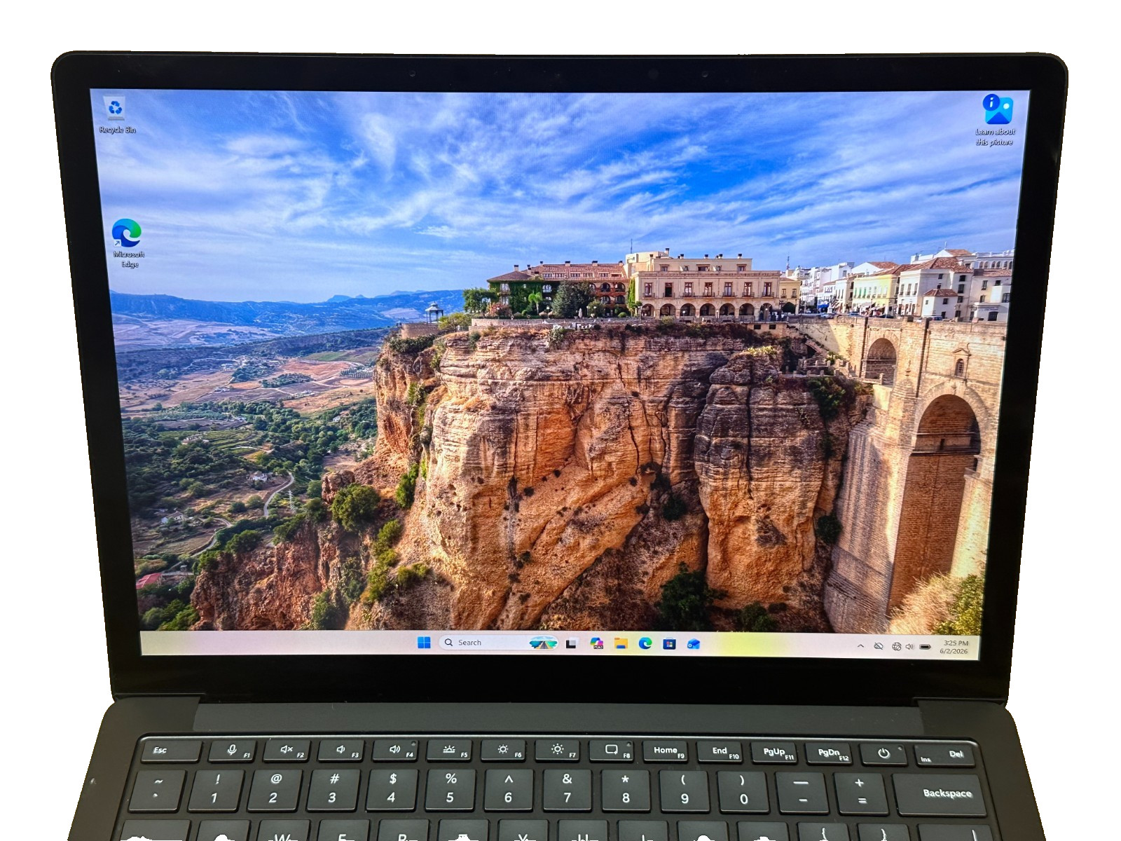MICROSOFT SURFACE 6 LAPTOP CORE ULTRA 7 165H @3.80GHZ 16GB RAM 512GB SSD (lp715)