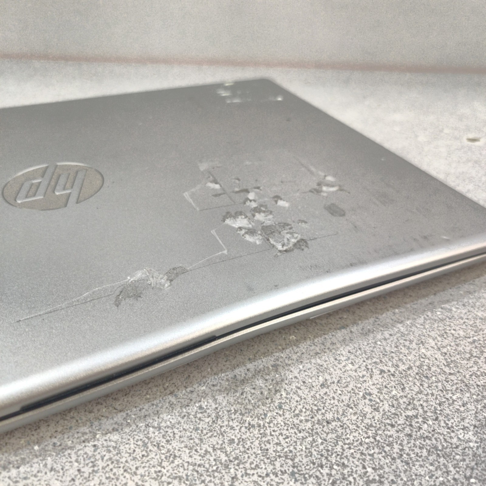 HP Laptop 15-FC0093DX Ryzen 5 7520U 16GB RAM 256GB M.2 W11H FOR PARTS Damaged
