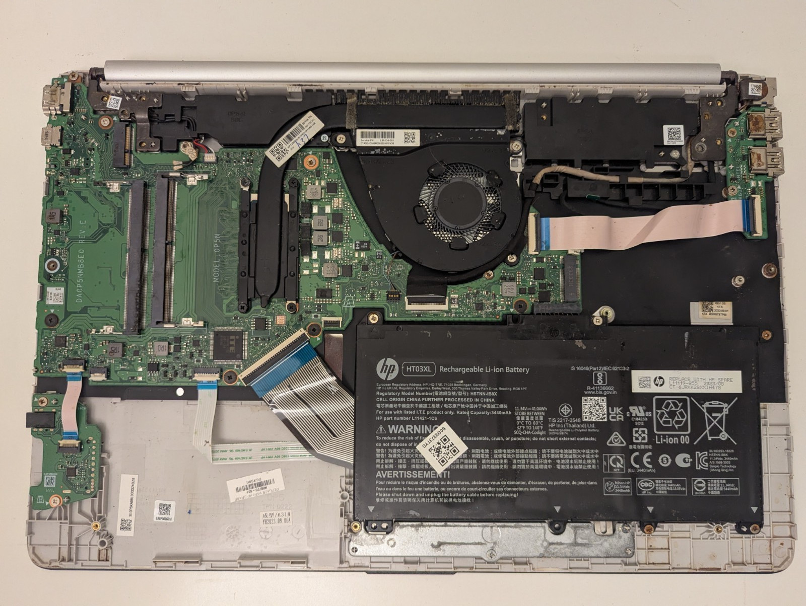 Parts / Repair ONLY HP 15-dy5033dx Laptop 15″ Core i3-1215U NO RAM / SSD / WiFi