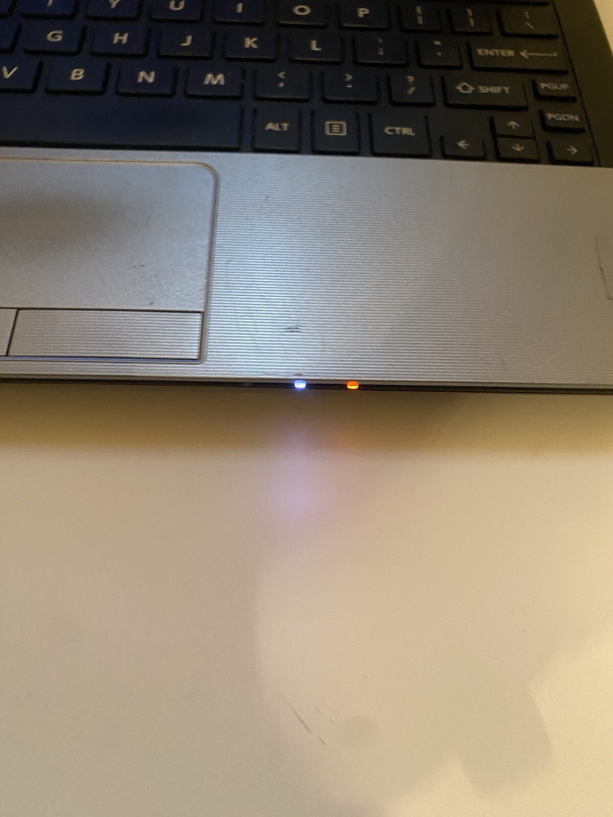 Toshiba Laptop Satelite NB15T-A1303 (No Hard Drive)