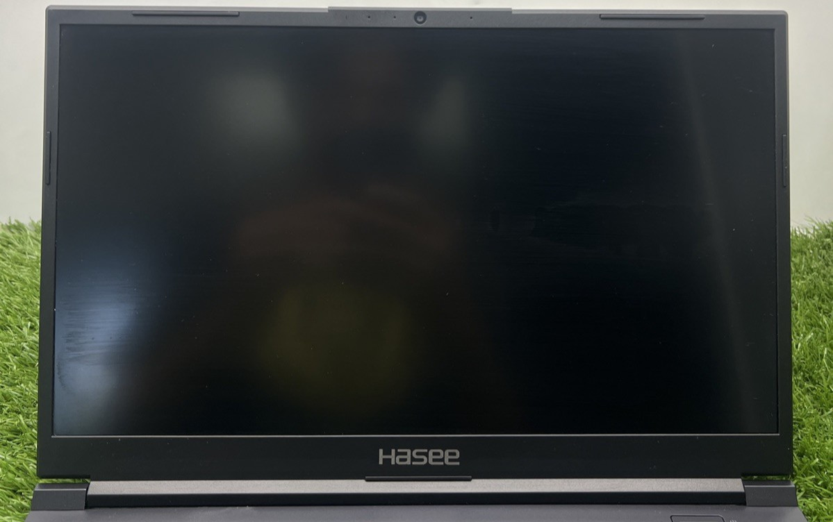 Hasee CV15Slaptop 15″FHD i5-12450H@2.0Ghz 8GB RAM 256GB SSD Win11 NVIDIA RTX3050