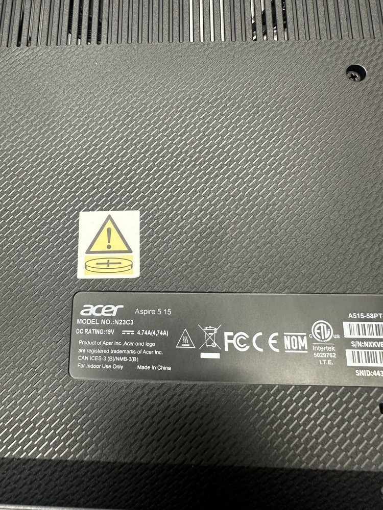 Acer Aspire 5 15 Laptop Used w/ Case and Charger