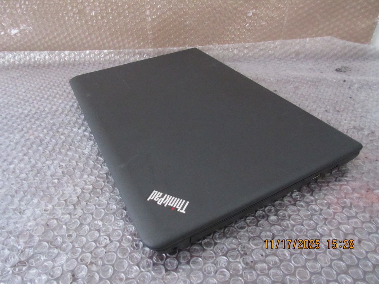 Lenovo ThinkPad E550 Laptop Core i3-4th @ 1.70GHz 4GB RAM 128GB SSD READ DESC.