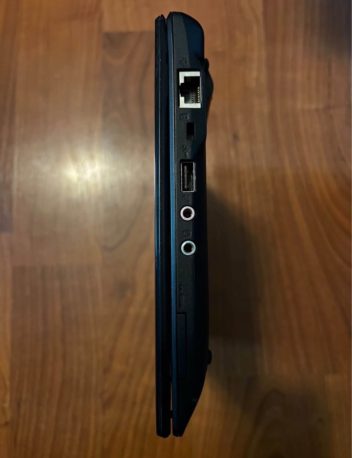 Acer Aspire One D255E 10.1″ Netbook (Intel Atom N455 1GB 250GB HDD) | READ DESC.