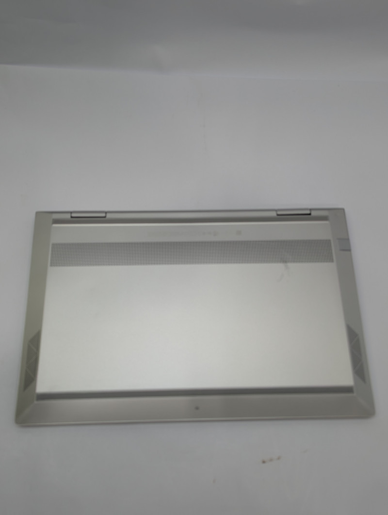 HP ENVY x360 2-in-1 15m-ed1023dx 15.6″ FHD Touch i7-1165G7 12GB RAM 512GB SSD