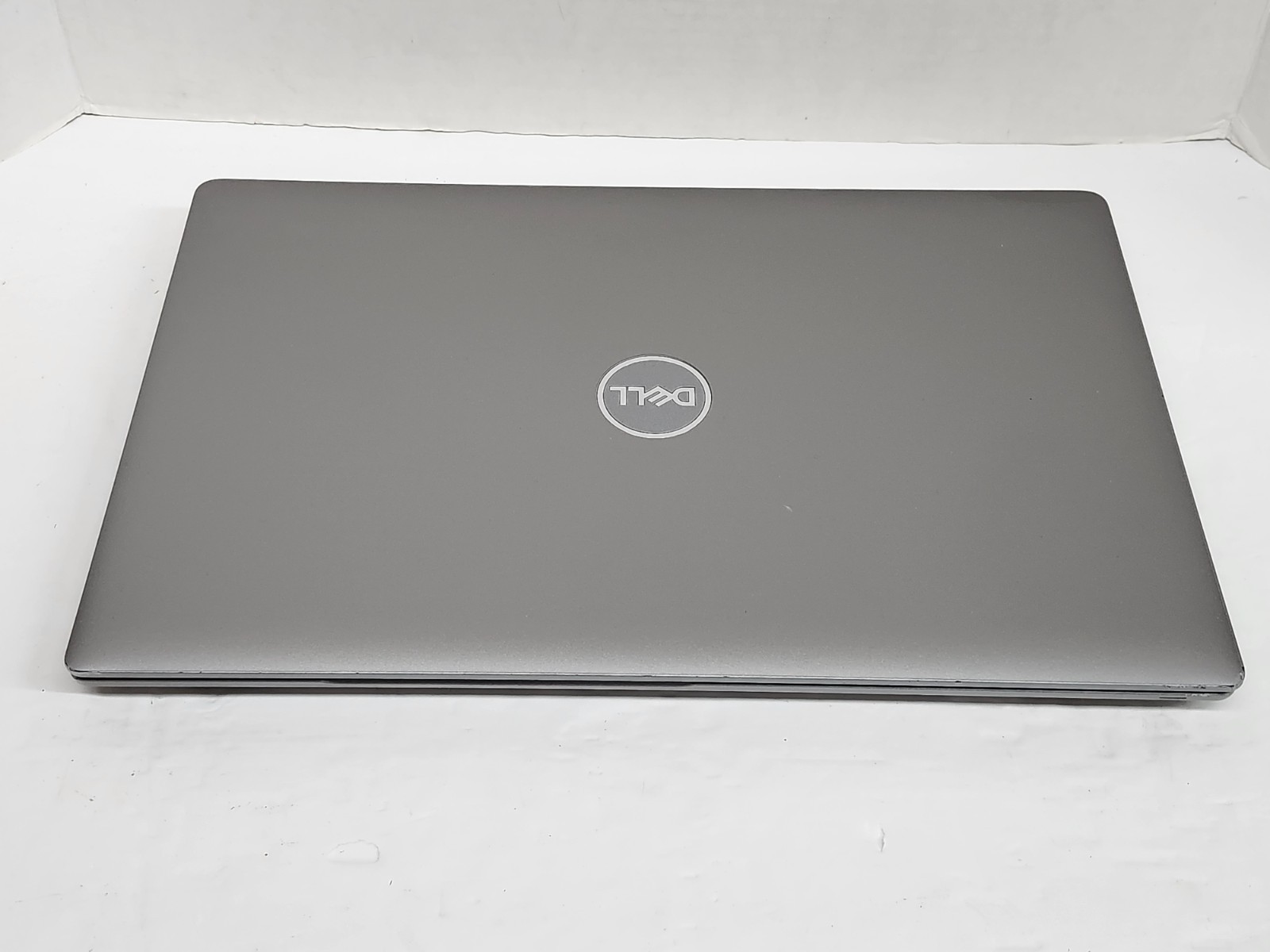 Dell Latitude 5520 Laptop – 11th Gen i5-1145G7 16GB 512GB Cam Backlit Touch Sp6