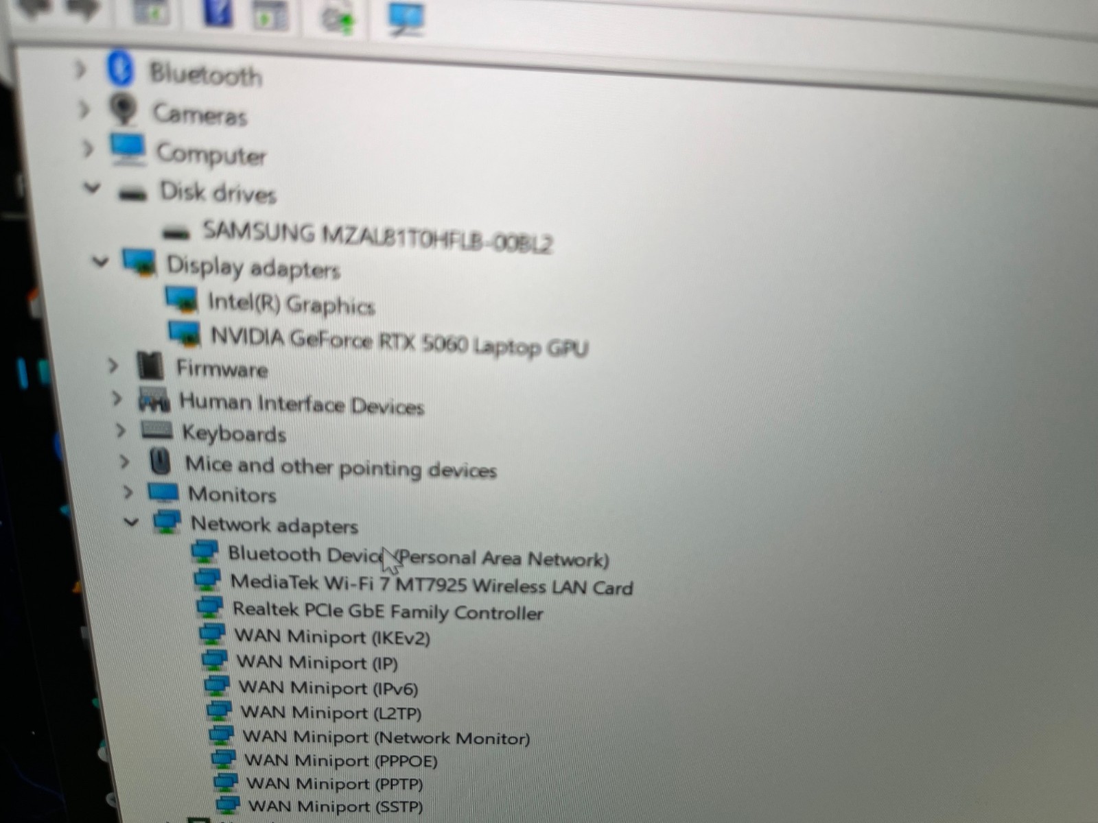 Lenovo LEGION 5i 16″ Gaming Laptop Ultra 9 275HX RTX 5060 32GB 1TB 83NX0000US