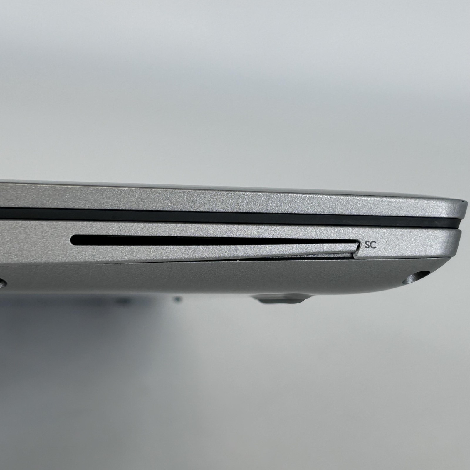 Dell Latitude 5440 14 Gray FHD 1.7 GHz i7-1355U 16GB RAM 512GB SSD Good