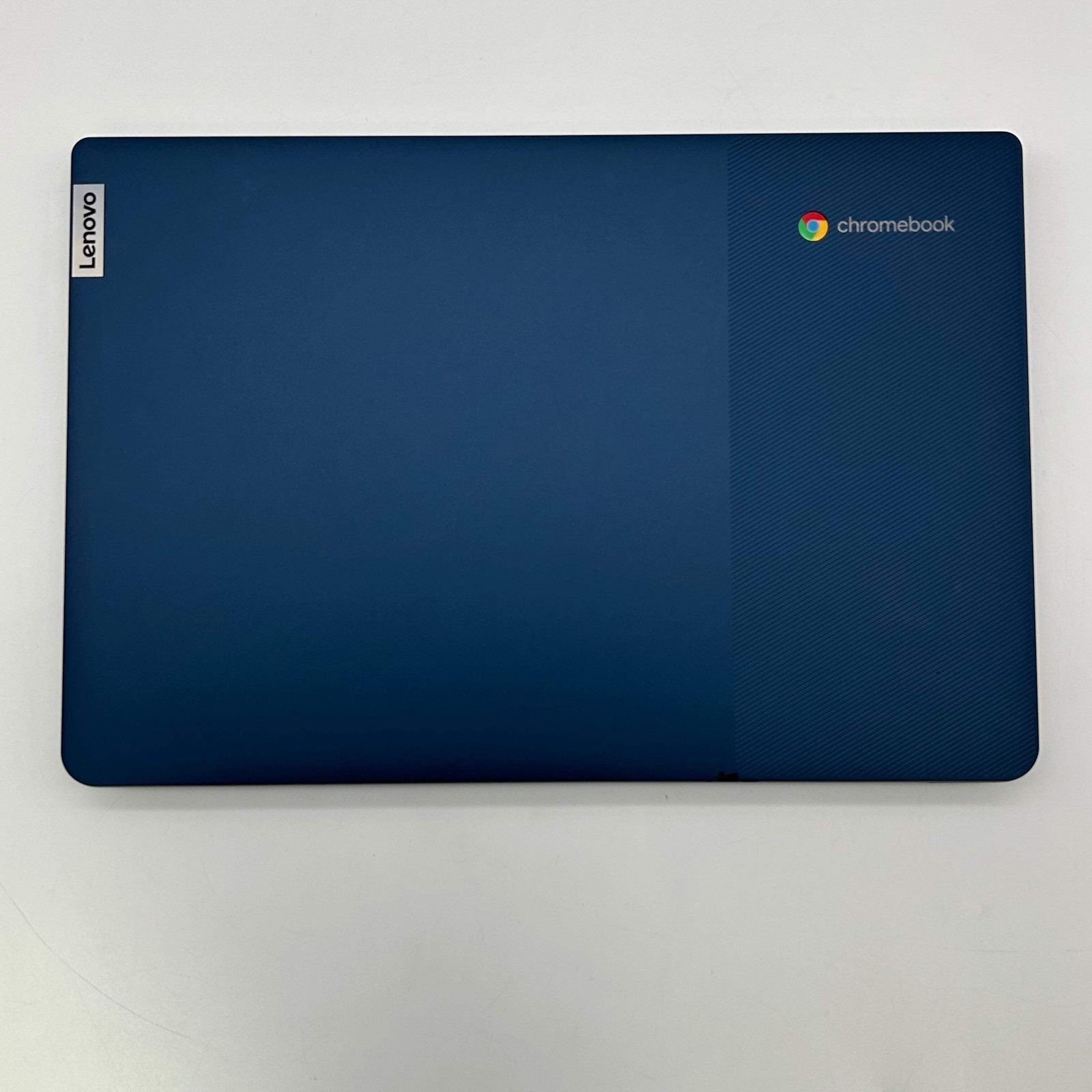 Lenovo IdeaPad Slim 3 Chrome 14M868 14″ Kompanio 520 2.0GHz 4GB RAM 64GB SSD