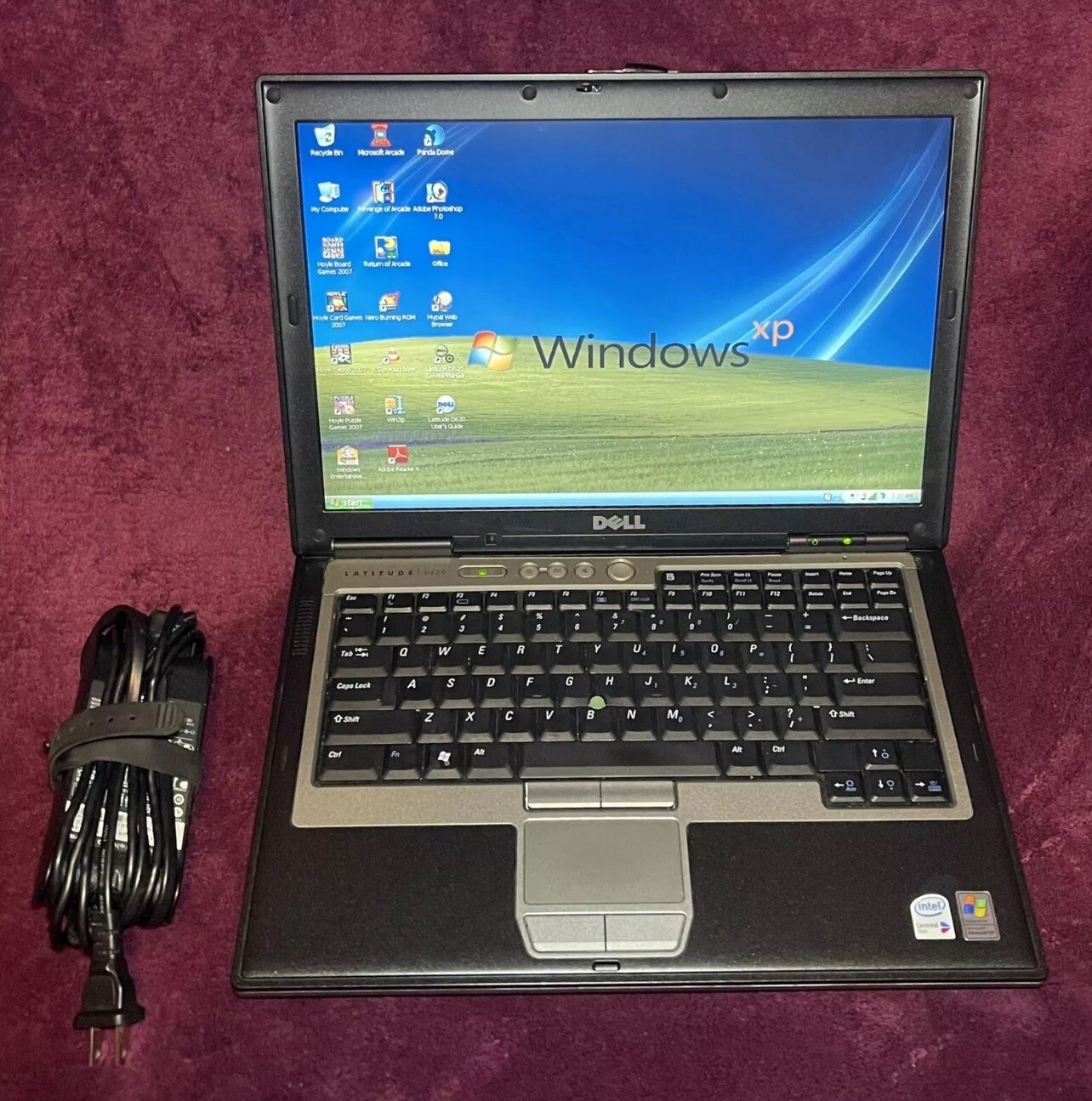 COMPLETE Dell Latitude D630 14.1”/2.00GHz/4GB/500GB/NVIDIA GPU/DVDRW/SERIAL/XP