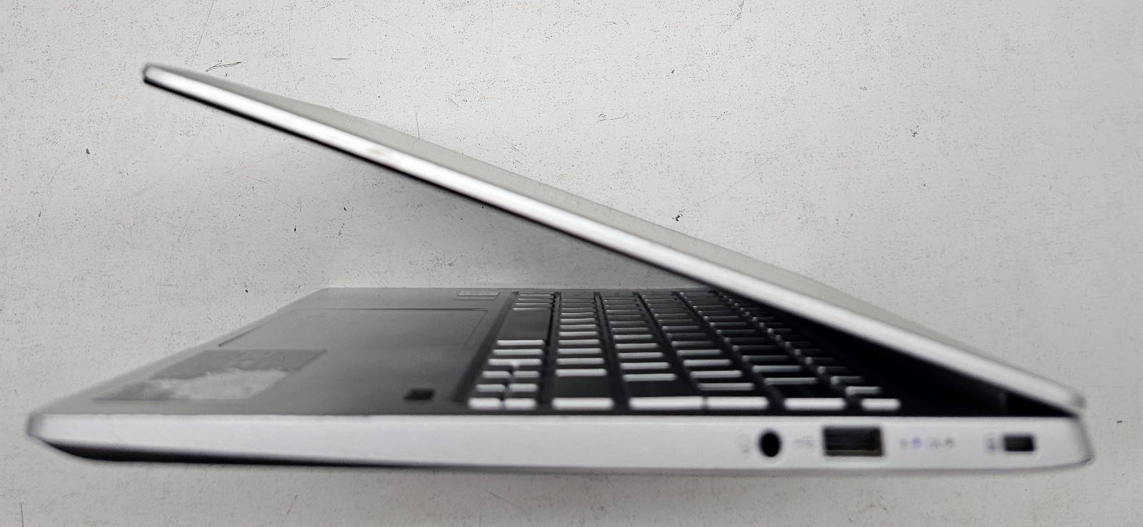 Acer Swift 3 SF313-52-52VA Laptop Intel Core i5-1035G4 8GB Ram NO HD/OS (FL)