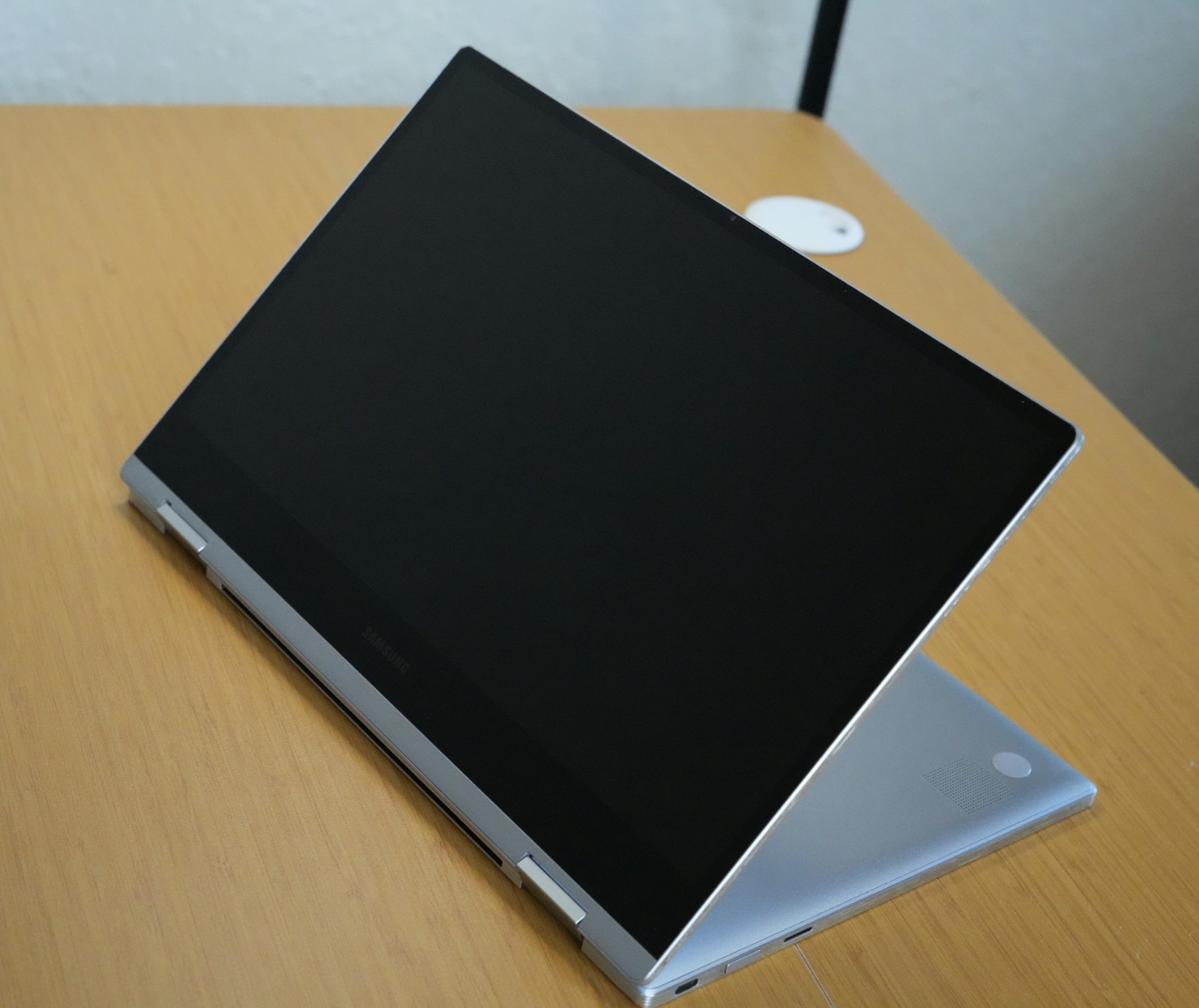 Samsung Notebook 9 Pro 13.3″ Touch i7-8565U 8GB 256GB SSD Win11 Fingerprint