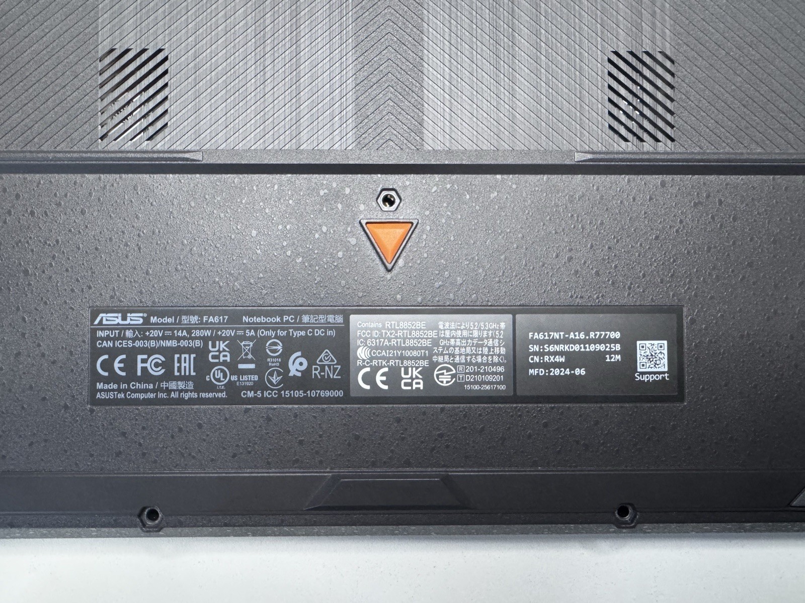 ASUS TUF Gaming FA617NT Ryzen 7 7735HS Laptop RX7600s No RAM NO SSD For Parts