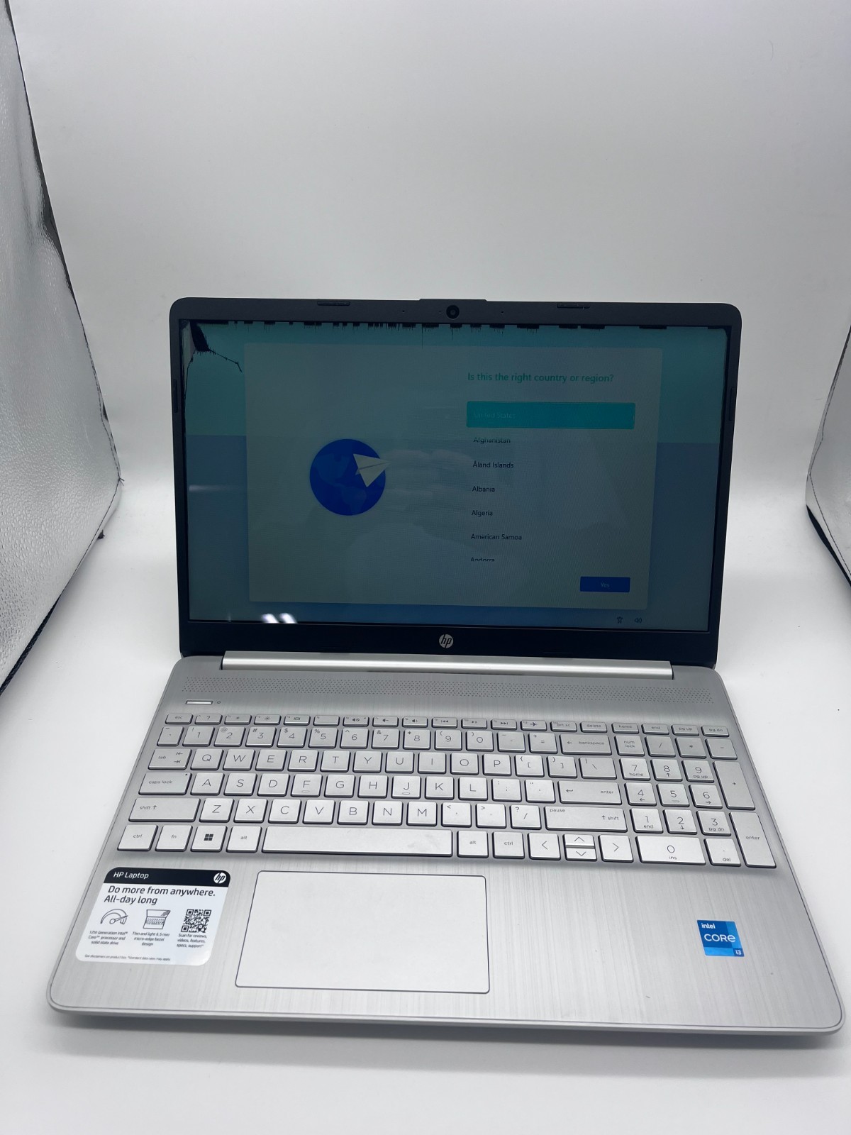 HP 15.6″ Touchscreen Laptop i3-1215U 8GB 128GB SSD Win11