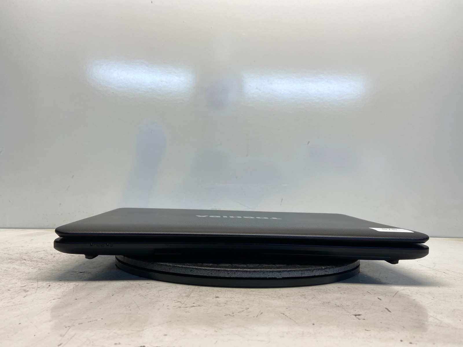 Toshiba Satellite C655-S5049 Intel Celeron 900 2.2GHz 4 GB NO HDD
