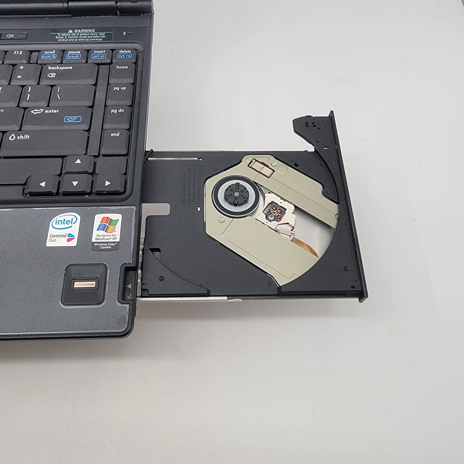 Vintage HP Compaq nc6400 Laptop – Windows XP Pro – Works – Charger Included
