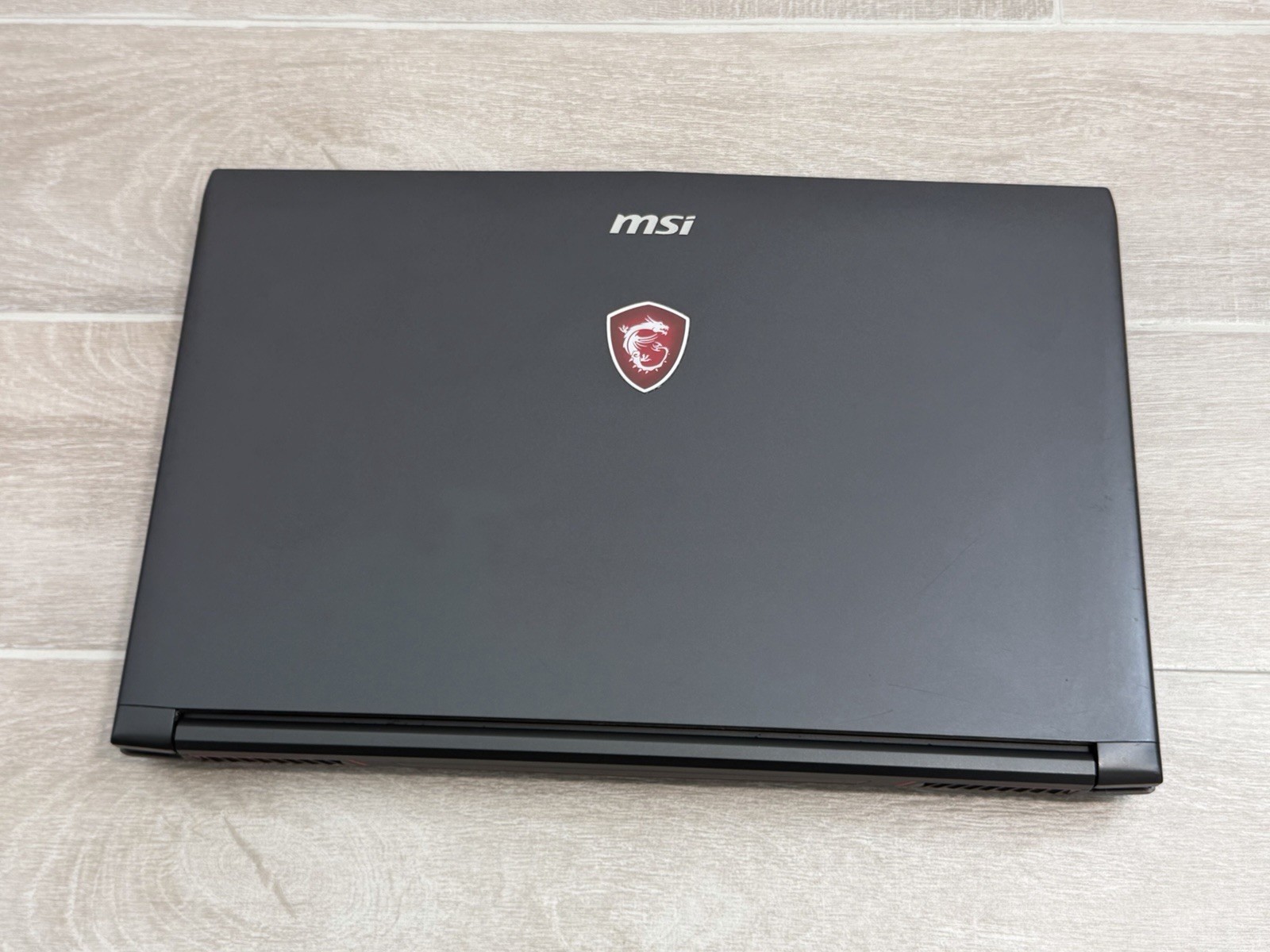 MSI GL62M 7RD 15.6″ Core i5-7300HQ GeForce GTX 1050 8GB RAM 256GB SSD Win-11