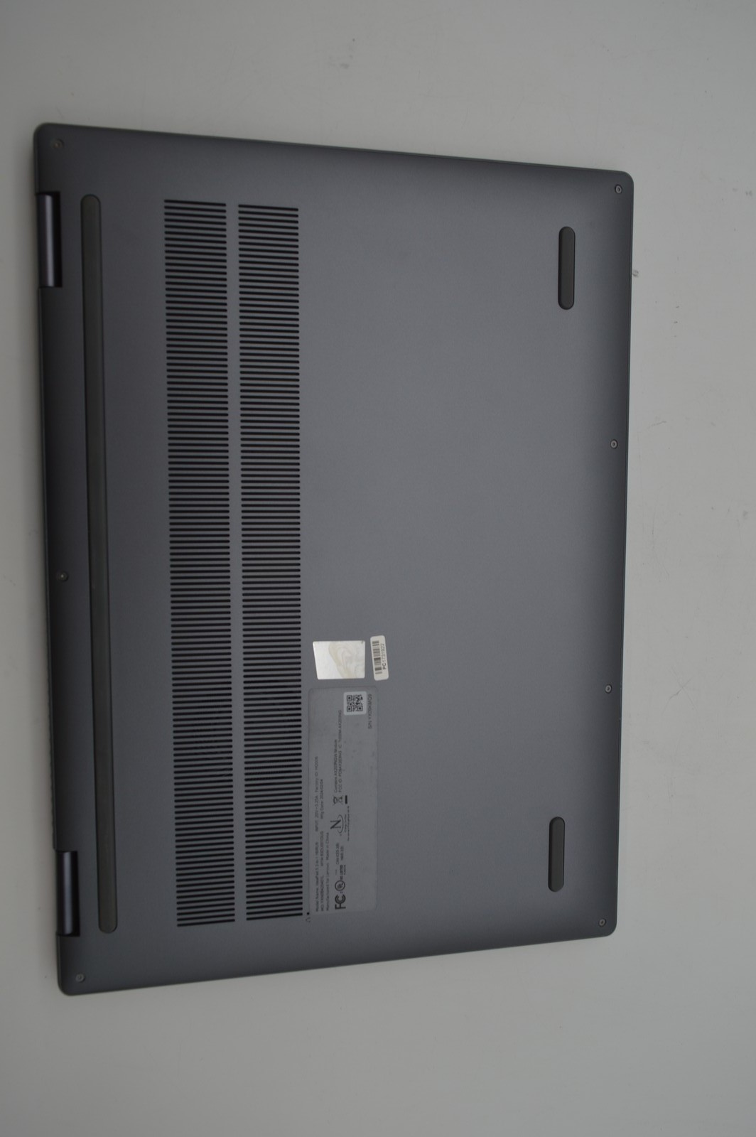 Lenovo IdeaPad 5 16″ Touch Intel i5 120U 1.4GHz CPU 16GB RAM 512GB SSD PC1731922