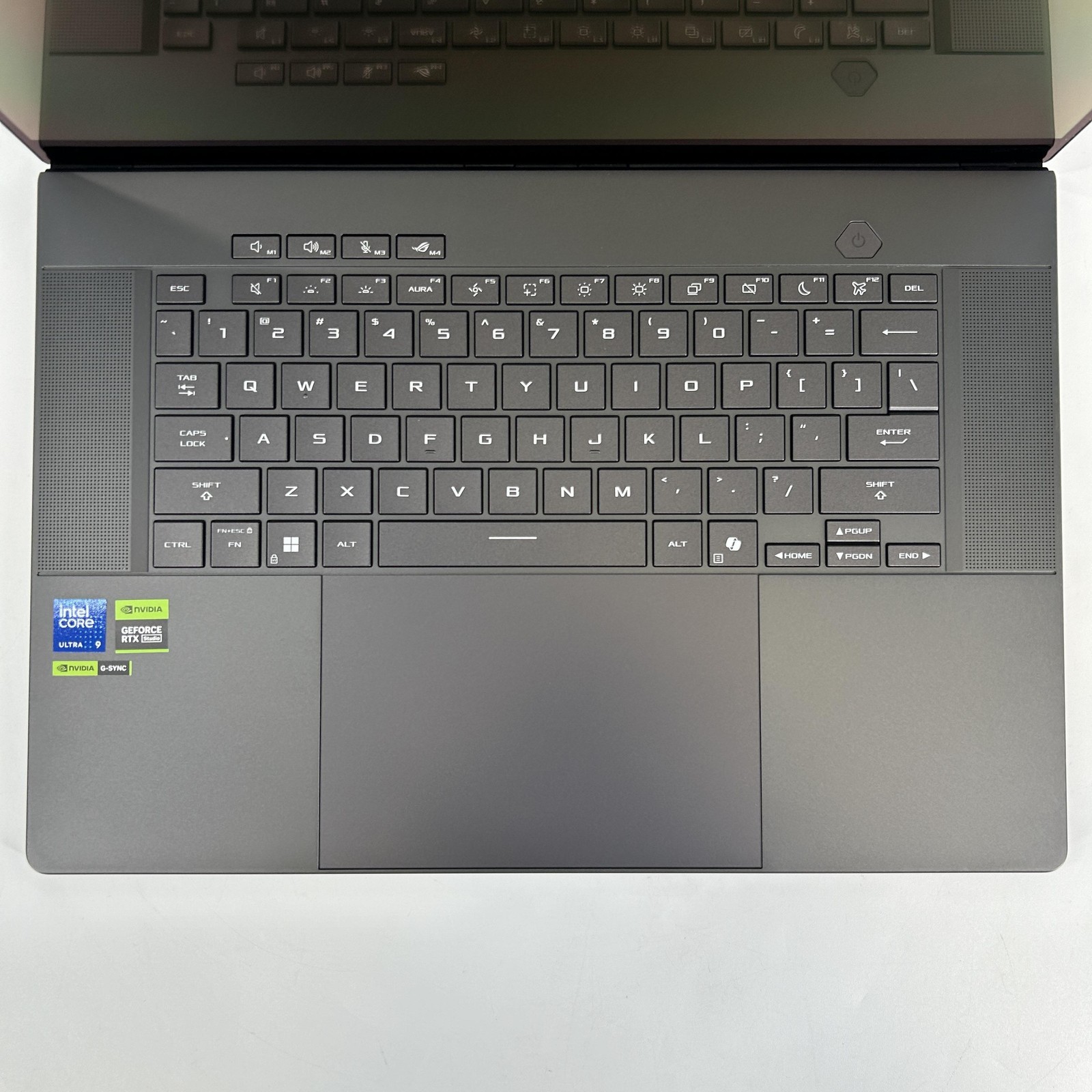 Asus ROG Zephyrus G16 GU605 240Hz QHD+ 2.9GHz Ultra 9 285H 16GB 1TB SSD RTX 5070