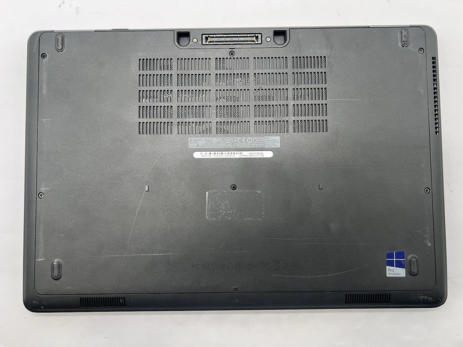 Dell Latitude E5550, i5-5200U CPU @ 2.20GHz, 8GB RAM, 256GB SSD-No OS/Charger