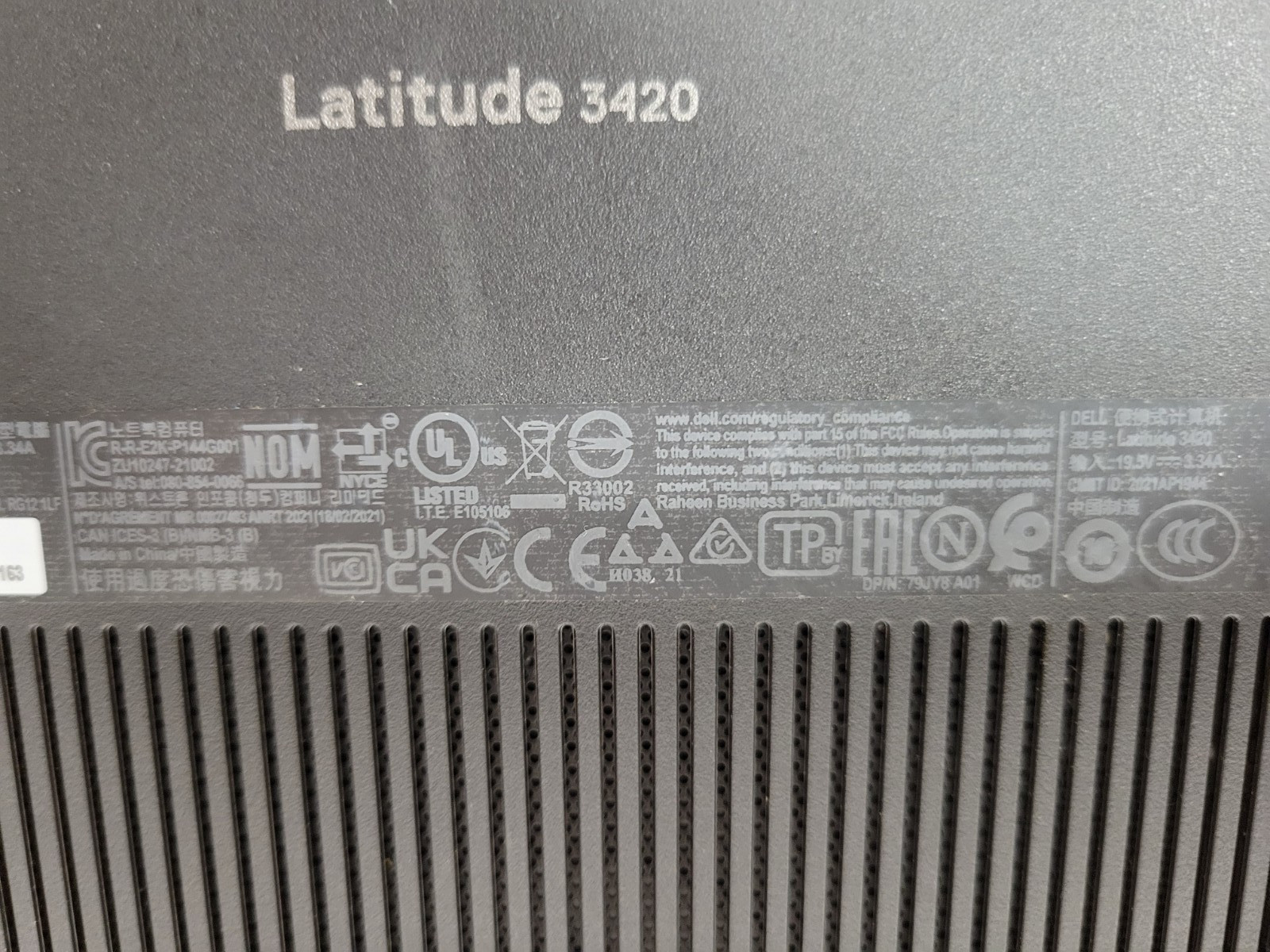 Dell Latitude 3420 14″ i5-1135G7@2.4Ghz 8GB RAM 512GB SSD Win 11 *Read* | C1072*