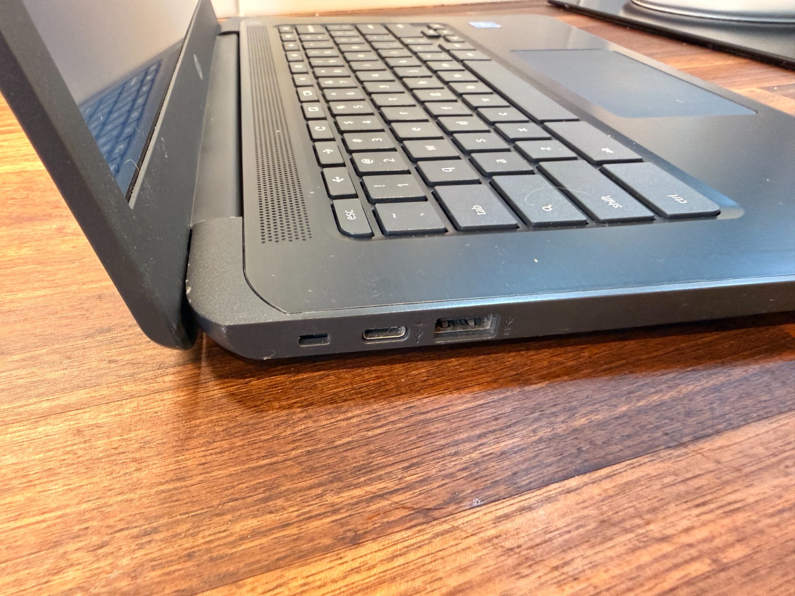 HP Touch Screen Chromebook 14-ca061dx 14″ Intel N3450 1.1GHz 4GB RAM 32GB SSD