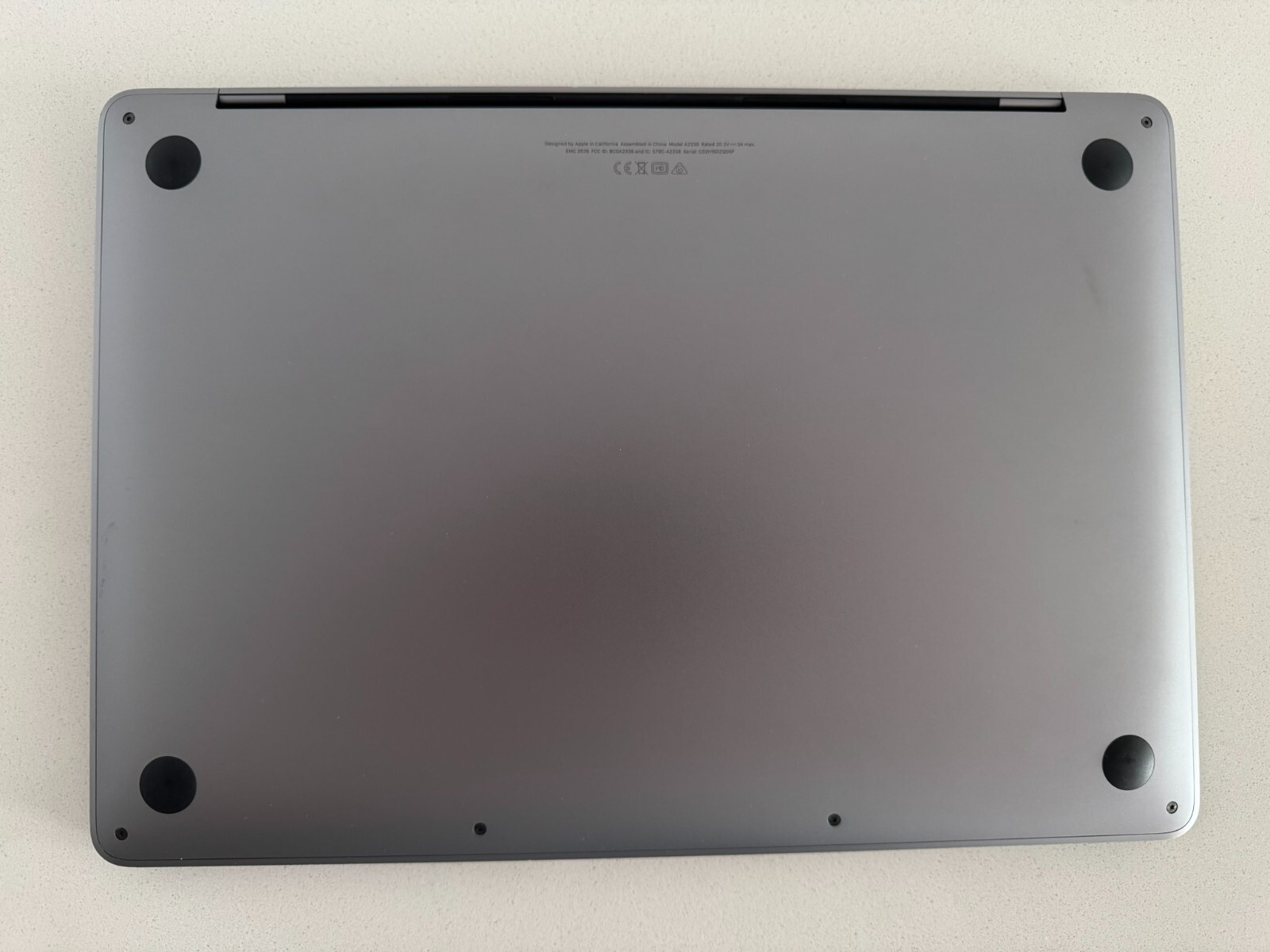Apple MacBook Pro 13 in 2020 / Apple M1 3.22 GHz, 512 GB 8 GB RAM