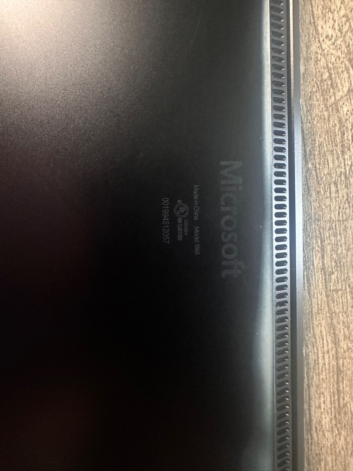 Microsoft Surface 3 13.5″ Intel I7-1065G7 16GB RAM 480GB SSD Black
