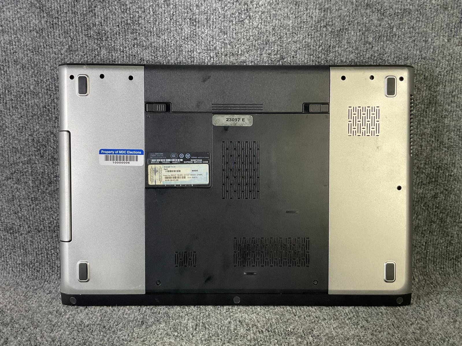 Dell Vostro 3750 17" Laptop Core i5 250GB HDD 8GB RAM Case Bag 2nd Gen
