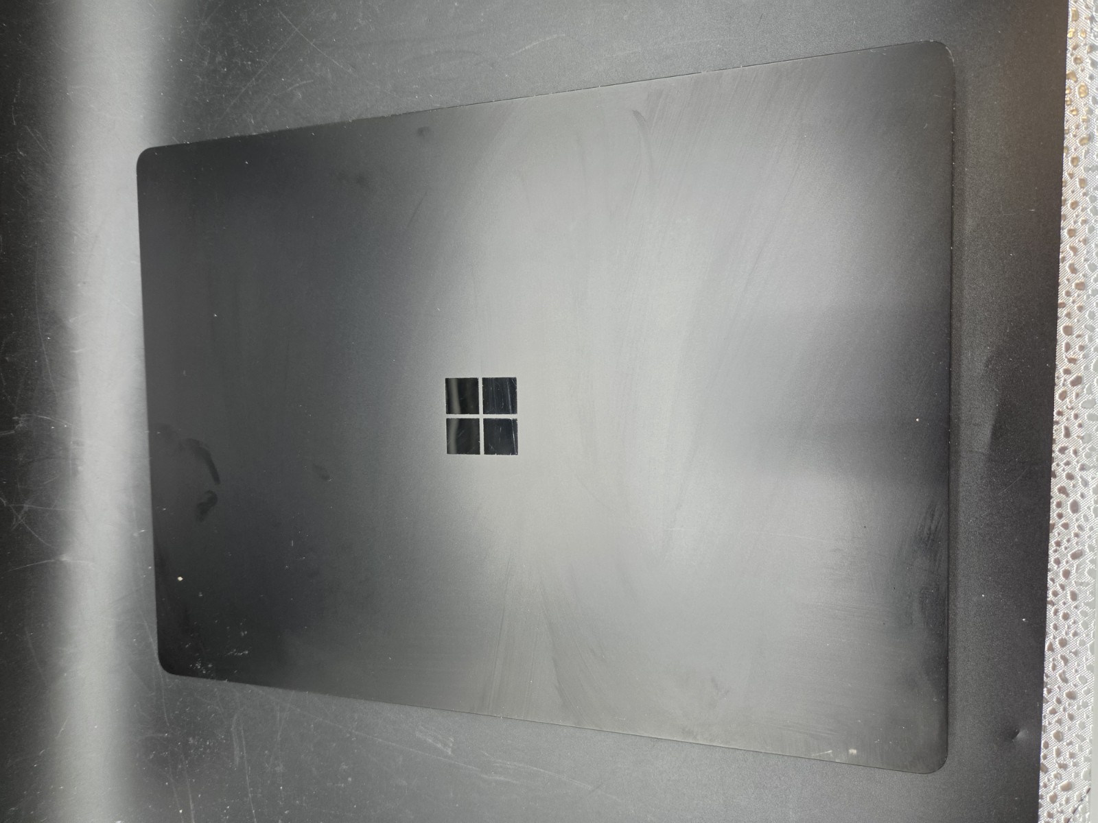 Microsoft Surface Laptop 3 13.5″ Touch Intel i5-1035G7 16GB 256GB SSD