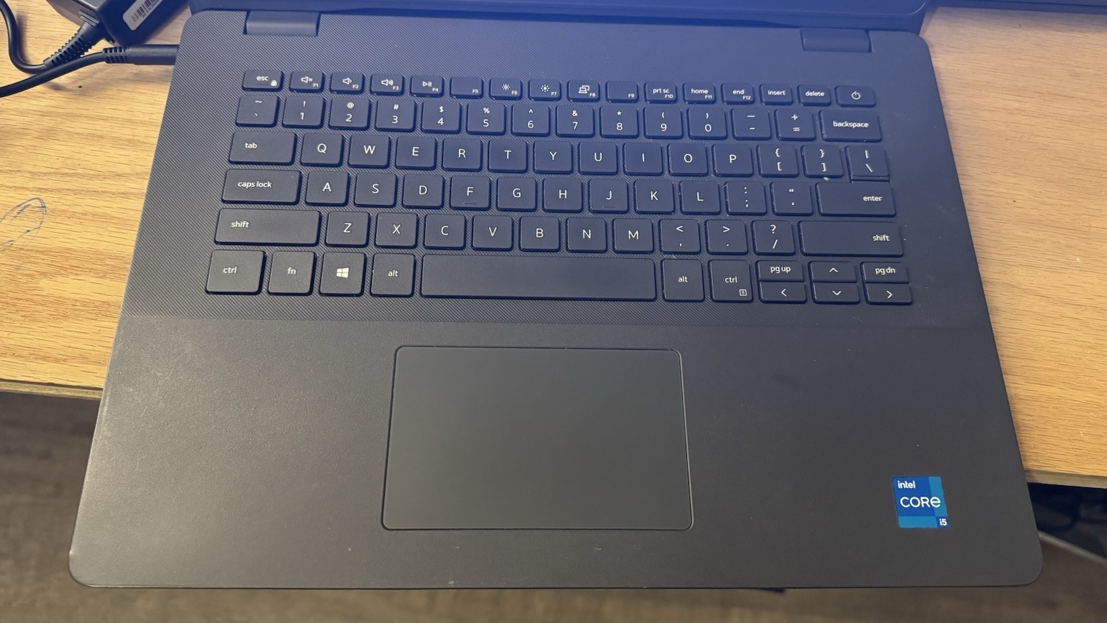 A lot 2 Unit Vostro 3400 14″ (256GB SSD, Intel Core i5-1135G7, 8GB RAM) Notebook