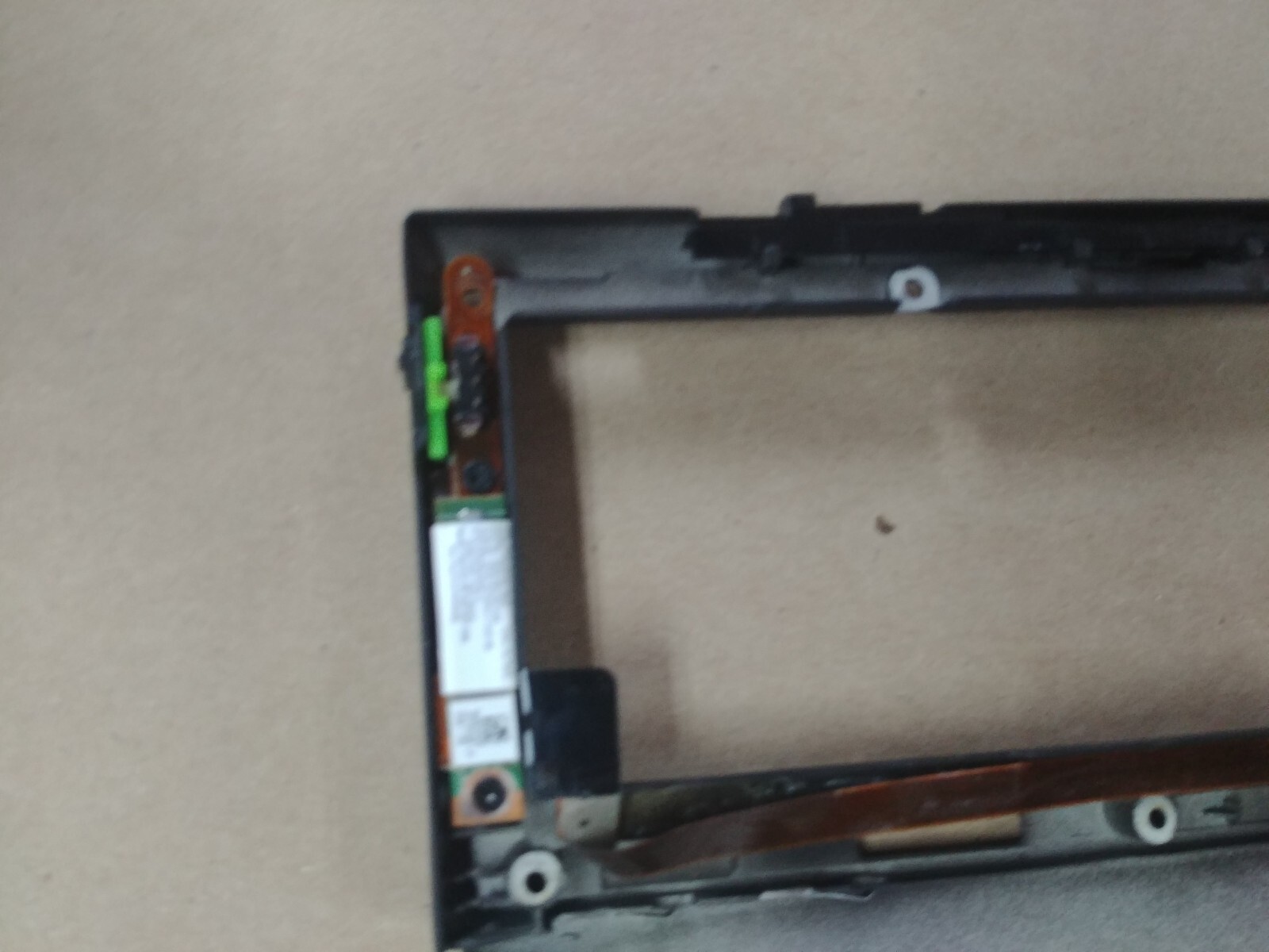 Lenovo ThinkPad T410s LOWER CASE COVER FRAME
