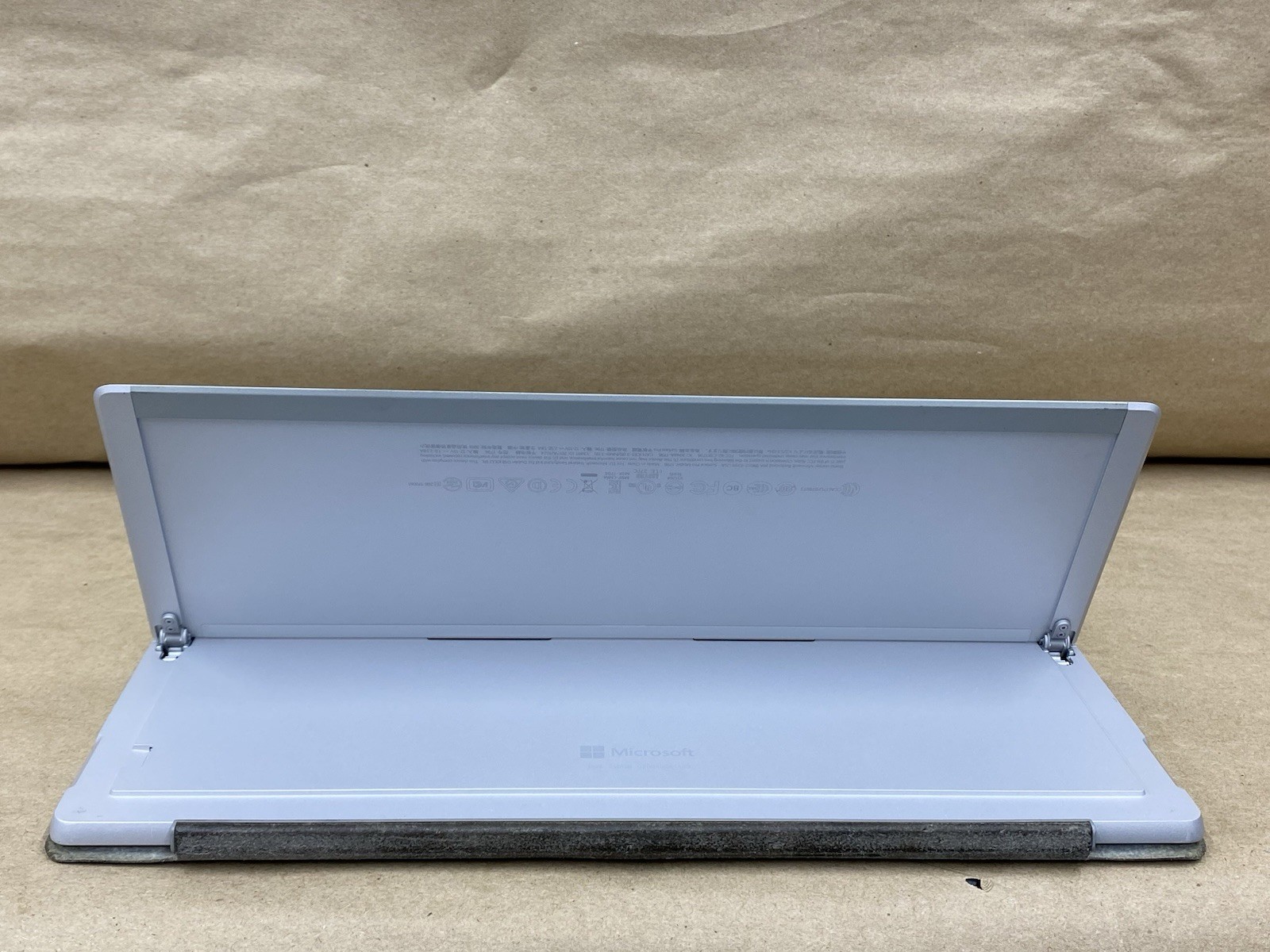 Microsoft Surface Pro 12″ 2736*1824 i5-7300U 8GB 256GB SSD Win 10 Pro READ