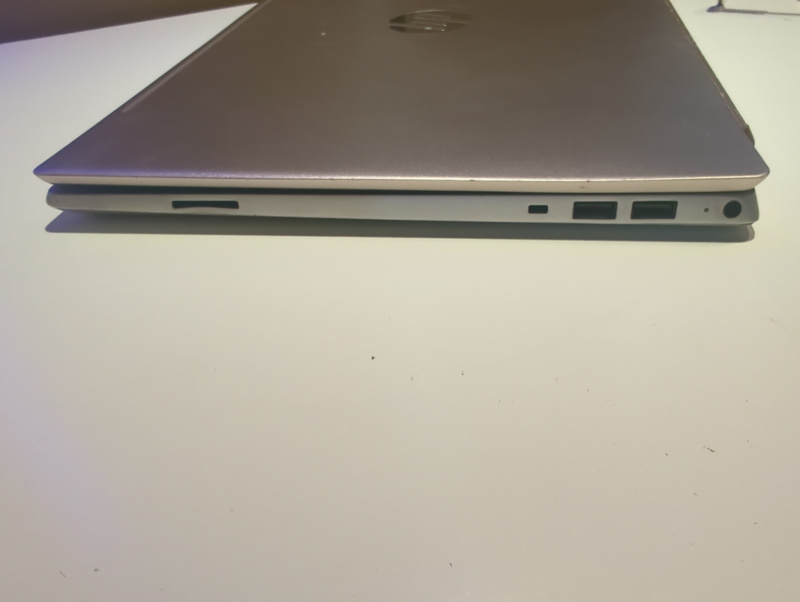 HP Pavilion 15-cs3672cl, i7-1065G7, 8gb Ram, 15.6″ FHD Touch Display, READ BELOW