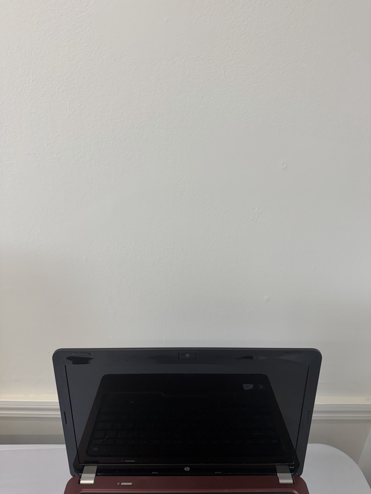 HP Notebook G42 Laptop – Good Screen – Intel Celeron 900 – Read Des