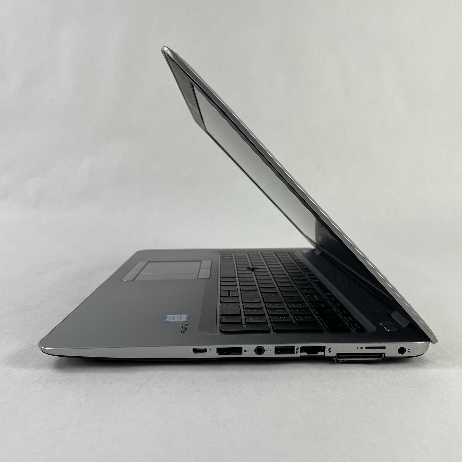HP EliteBook 850 G4 15.6″ i5-7200U 2.50 GHz 8 GB RAM No SSD No OS No Batt – READ