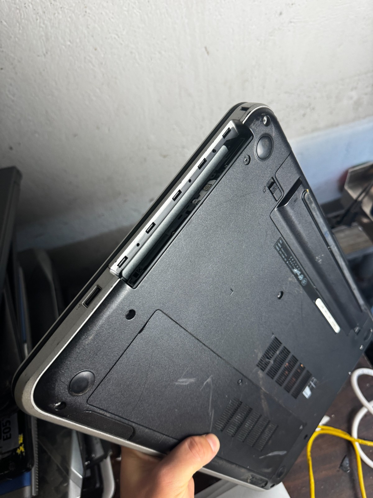 Dell inspiron 5537 Core I7-4500 8GB RAM Laptop for Parts/Repair #6312