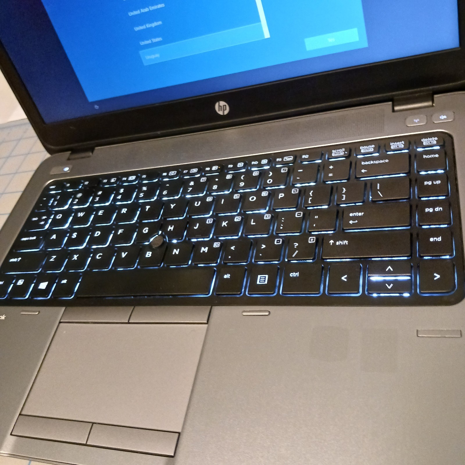 HP EliteBook 840 g2 Intel Core i5-4200U @ 1.60GHz 8g RAM 520g HDD Windows 10