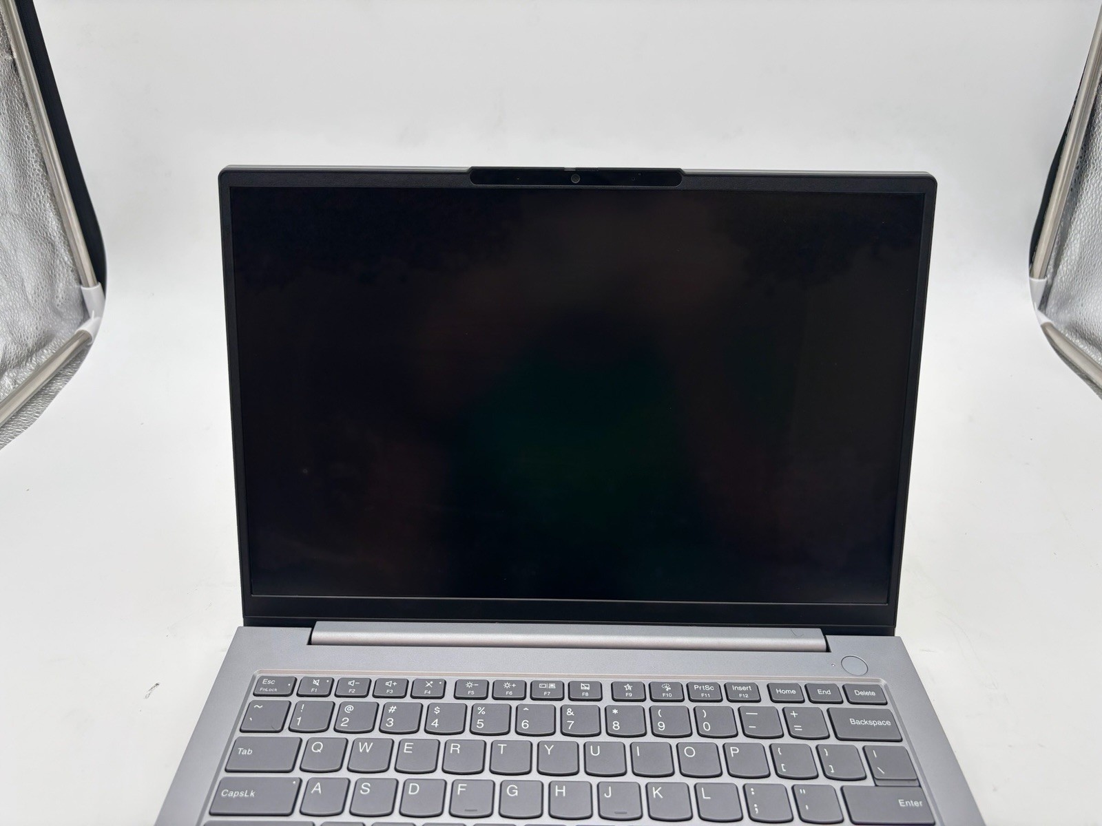 Lenovo ThinkBook 14 G7 ARP 21MV 14″ 256 GB SSD 8 GB RAM Ryzen 5 7535HS