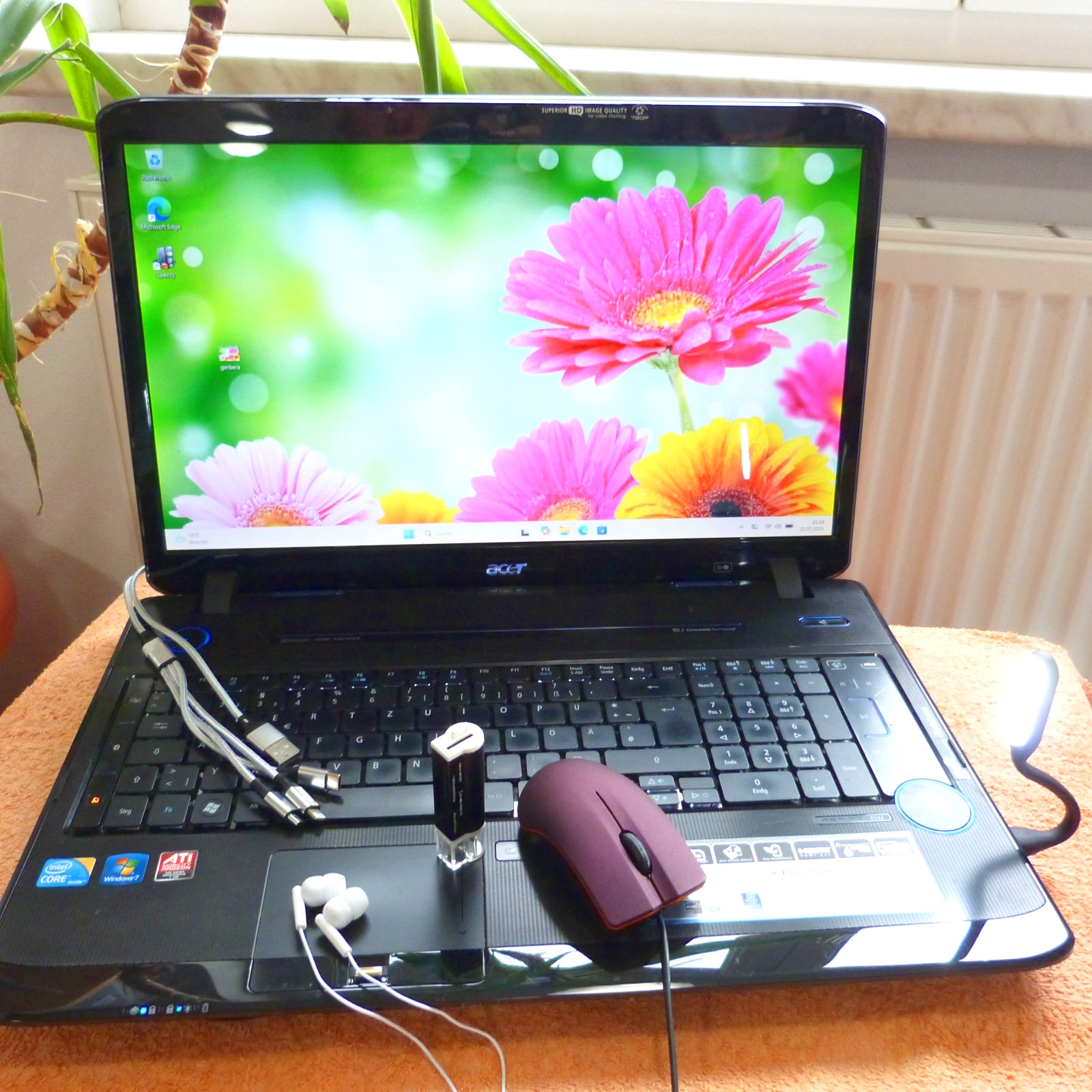 Acer 8942 Cinema Monster 18″ FULLHD GEMSTONE l SSD Windows 11 l TURBO i5 HDMI.