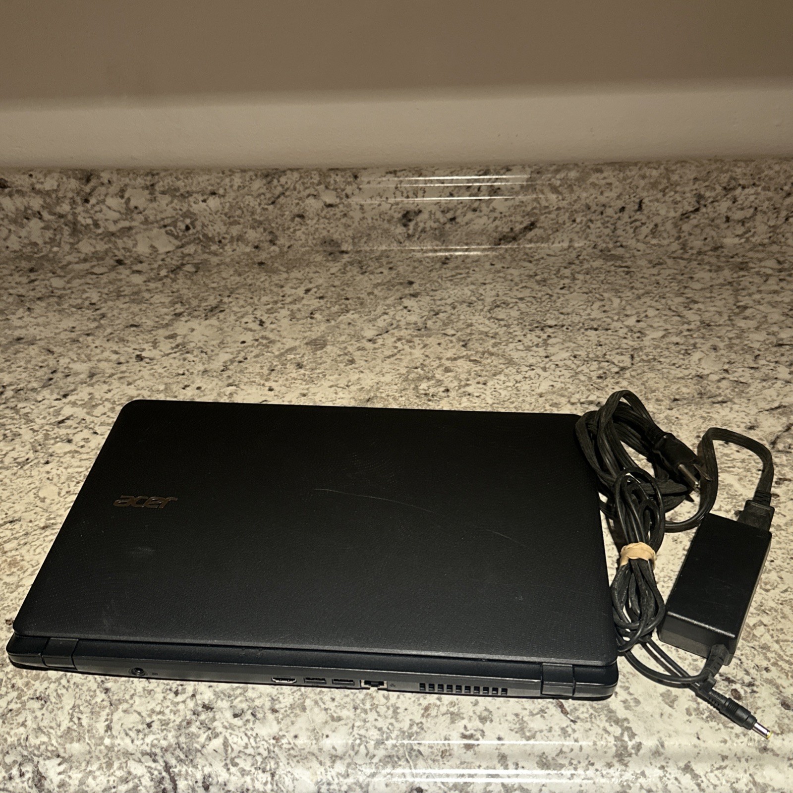 Acer Aspire ES1-533 15.6 Laptop Celeron N3350 4GB 500GB HD Windows 10