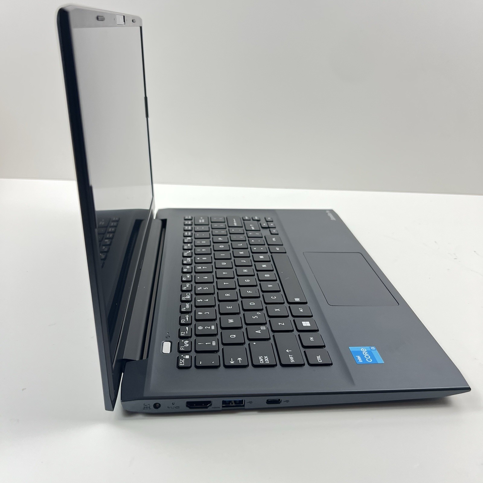 Dynabook Satellite Pro C40-K 14″ AMD Ryzen 3 7370U 8GB Ram 256GB SSD, Win 11
