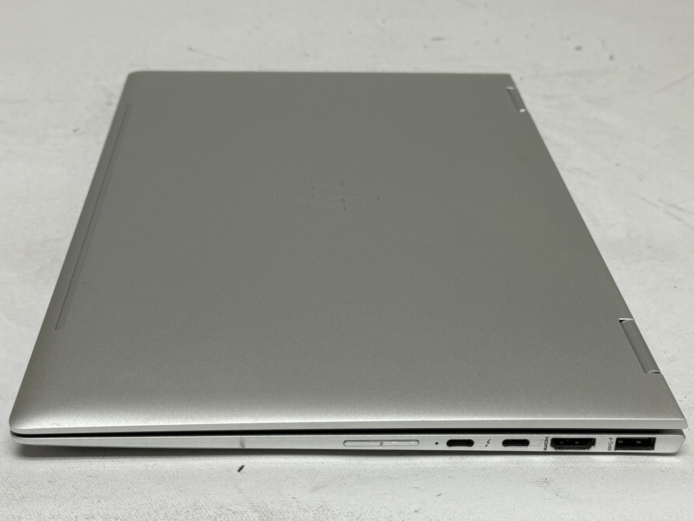HP EliteBook x360 1040 G5 2in1 (i5-8350u – 8GB RAM – 256GB SSD – Win11Home)