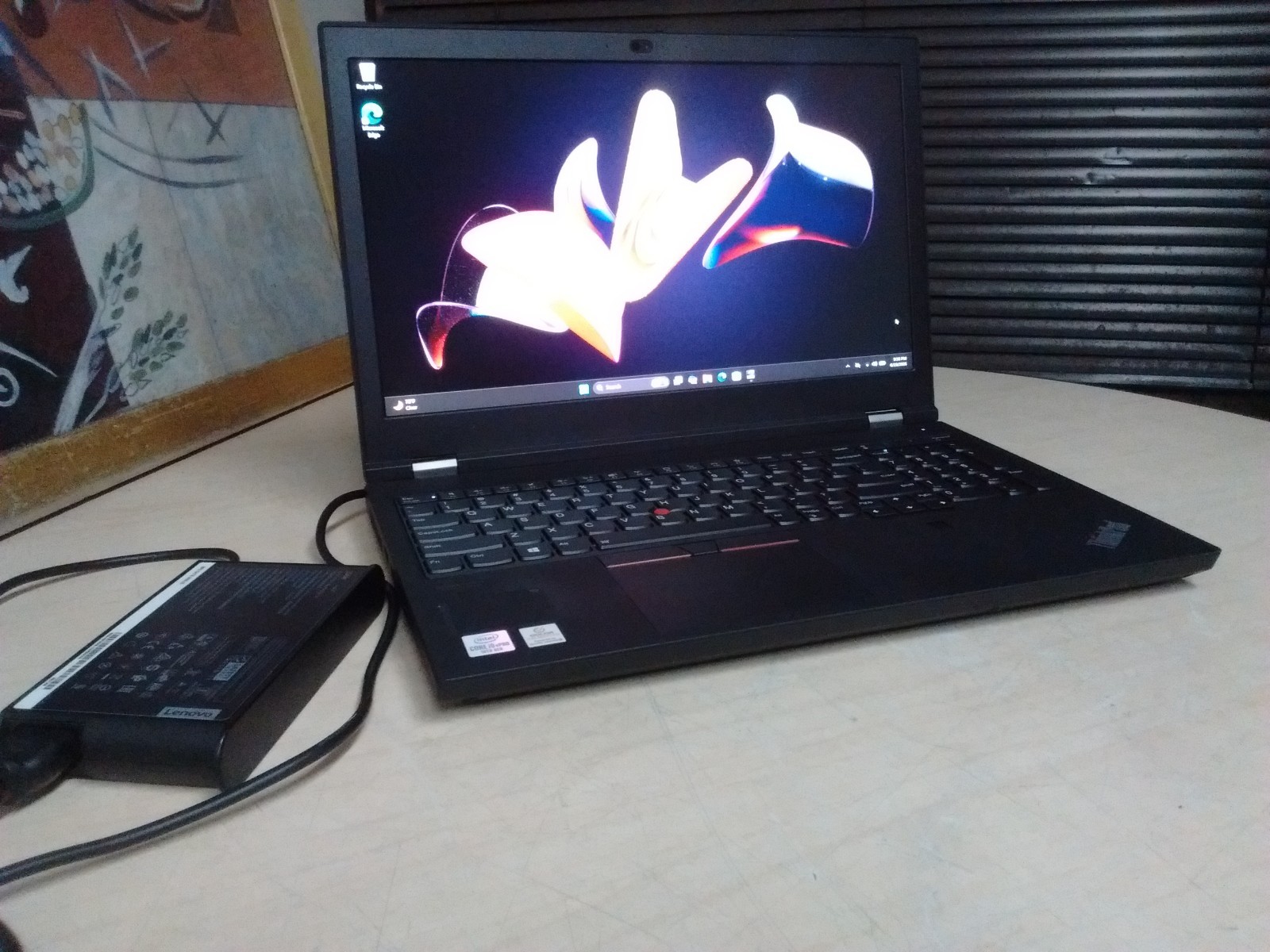 Lenovo P15 Gen1,i9-10885H vPro, 64GB, 1GB NVMe,RTX 5000 16GB,WiFi 6, Win11Pro
