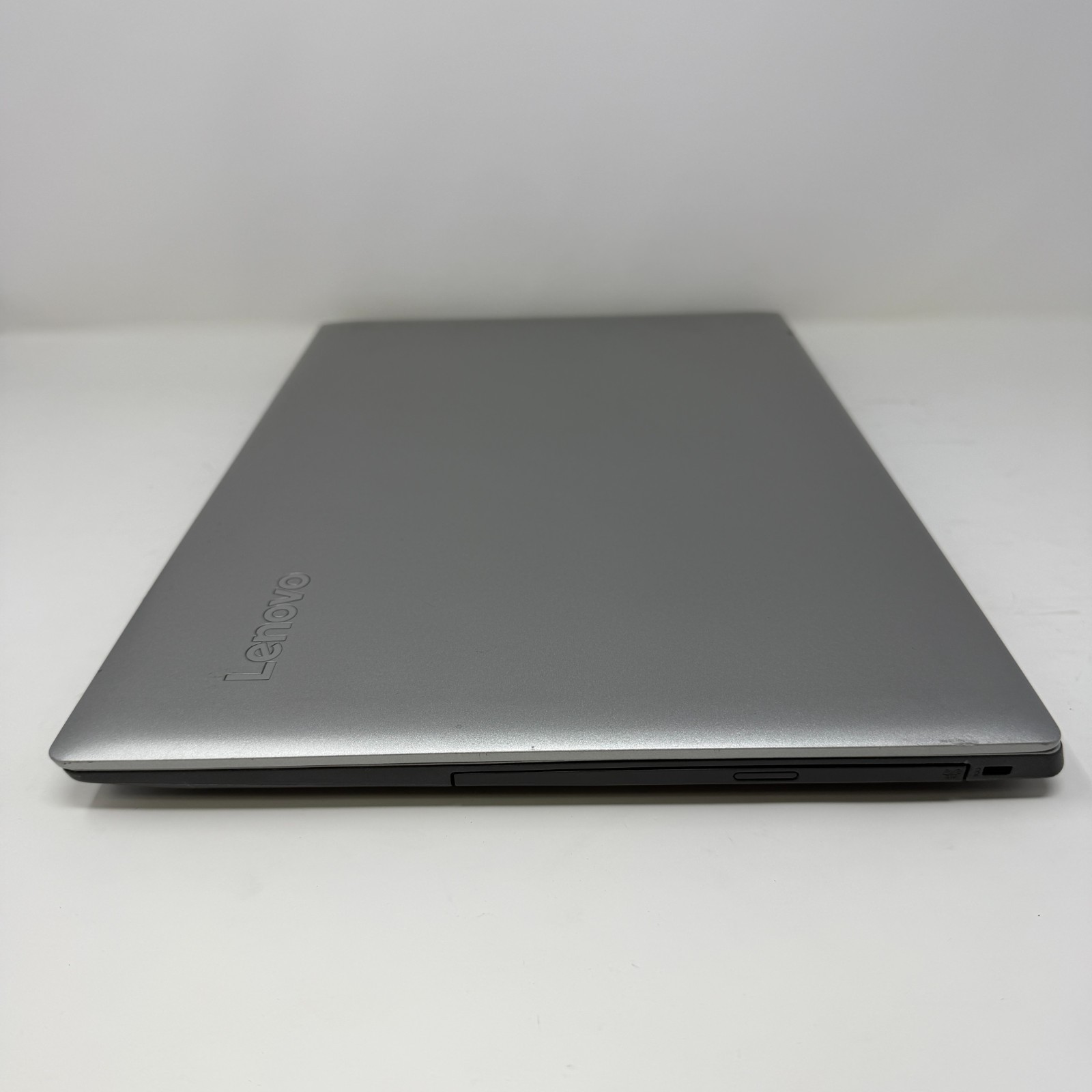 Lenovo IdeaPad 330-15IGM 15.6″ Pentium N5000 1.1GHz 16GB RAM 500GB Laptop Win